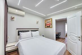 Bright Apart Hotel