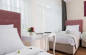 Bright Apart Hotel