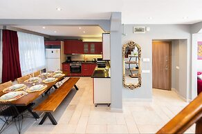 Bright Apart Hotel