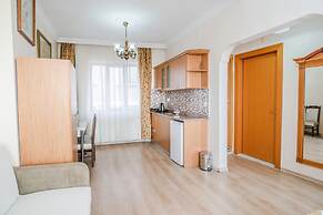 Camelot Apartment