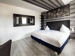 SL'otel - Budget
