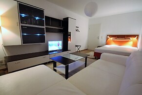 SL'otel - Budget