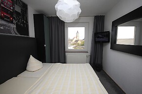 SL'otel - Budget