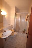 SL'otel - Budget