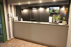 SL'otel - Budget