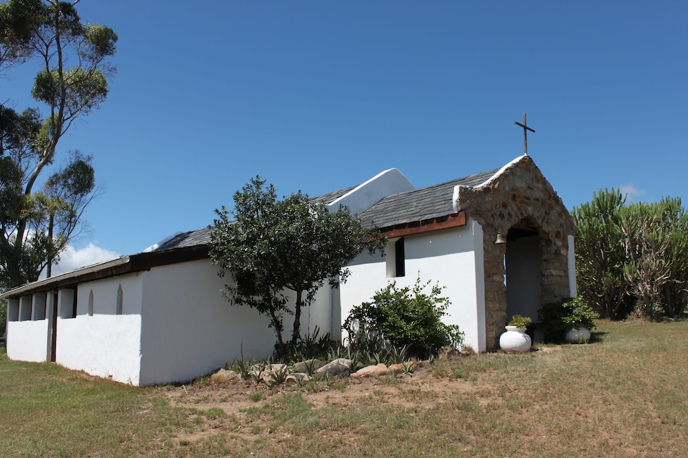 Leeuwenbosch Shearers Lodge