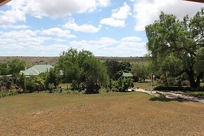 Leeuwenbosch Shearers Lodge