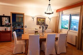 Wild Pear Villa