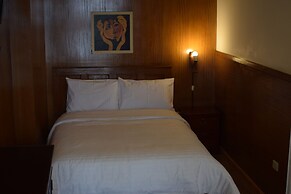 Hotel Ambassador