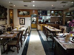 Berkeley Hotels