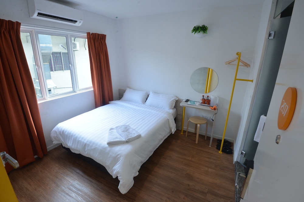 Vrest Hotel