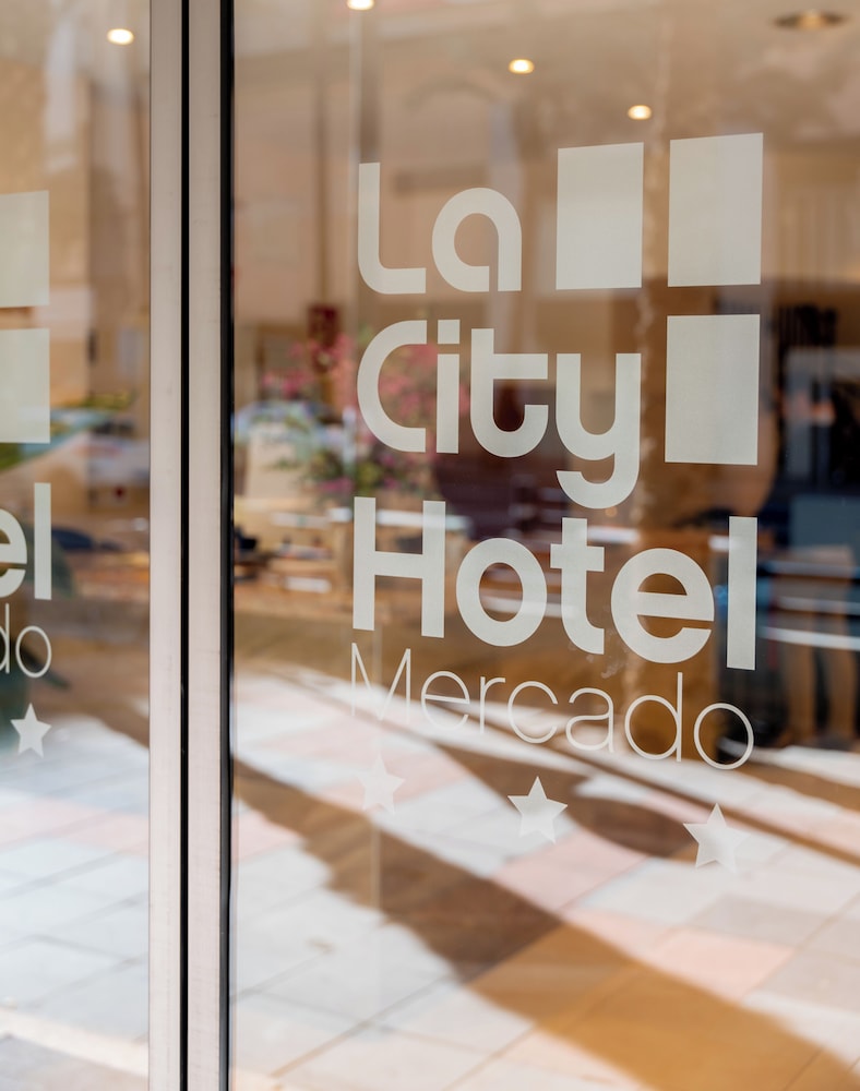 Hotel La City Mercado