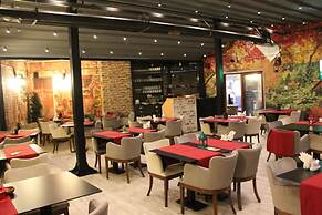 Oz Guven Hotel
