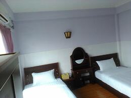 Hotel 99