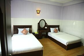Hotel 99
