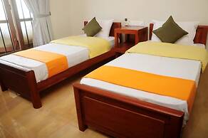 Traveller's Home Hotel