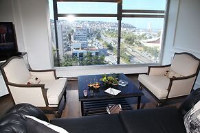 North Point Hotel