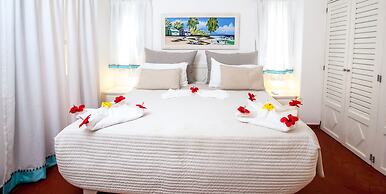 Los Corales Beach Village