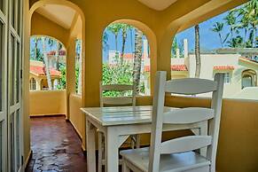 Los Corales Beach Village