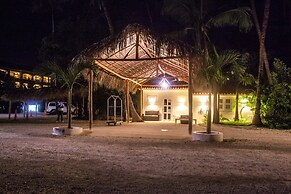Los Corales Beach Village