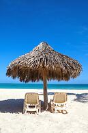 Los Corales Beach Village