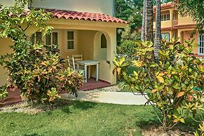 Los Corales Beach Village