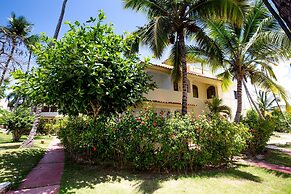 Los Corales Beach Village