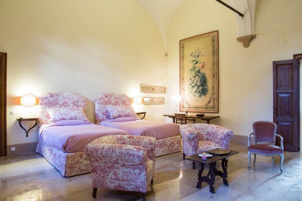 Palazzo Mantua Benavides Suites and Apartments