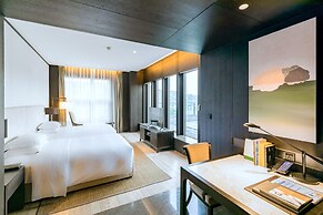 Hilton Ningbo Dongqian Lake