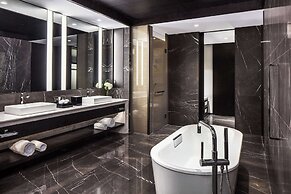 Hilton Ningbo Dongqian Lake