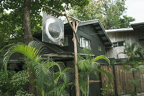 La Negra Surf Hotel