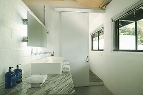 La Negra Surf Hotel