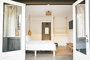 La Negra Surf Hotel
