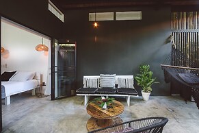 La Negra Surf Hotel