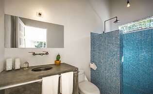 La Negra Surf Hotel