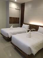 Chansuda Lake View Hotel
