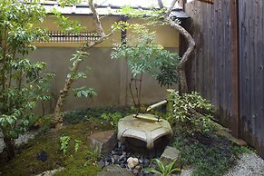 Demizu Machiya