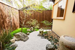 Rinn Kujofujinoki WEST