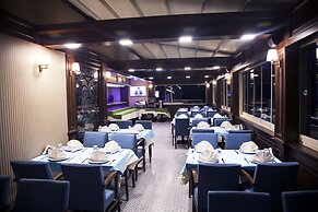 Golden Pen Hotel