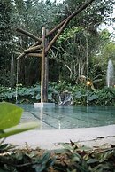 Platon Ecolodge