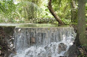 Platon Ecolodge
