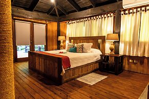 Platon Ecolodge
