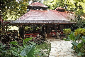 Platon Ecolodge
