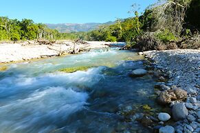 Platon Ecolodge