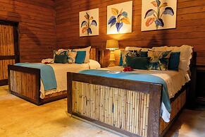 Platon Ecolodge