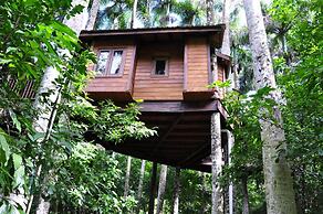 Platon Ecolodge