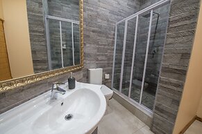 Sunset Manor Guest House