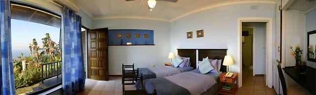 Dolphin Point