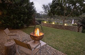 Kambaku River Lodge