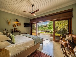 Kambaku River Lodge